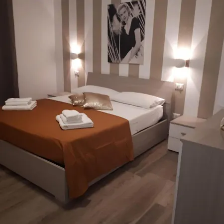 B&B Hollywood - Parcheggio Privato-2